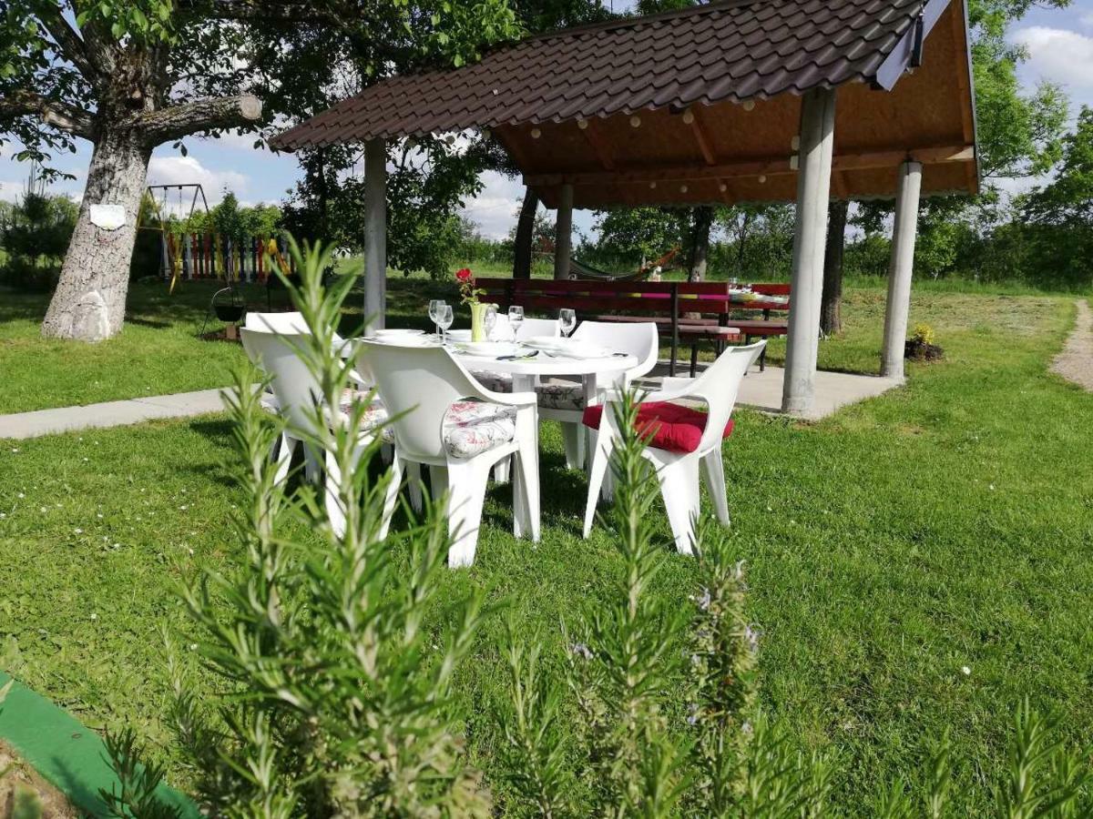 Holiday Home Stella Vrdnik Exterior foto
